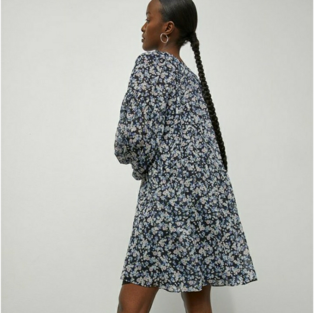 H&M Chiffon dress